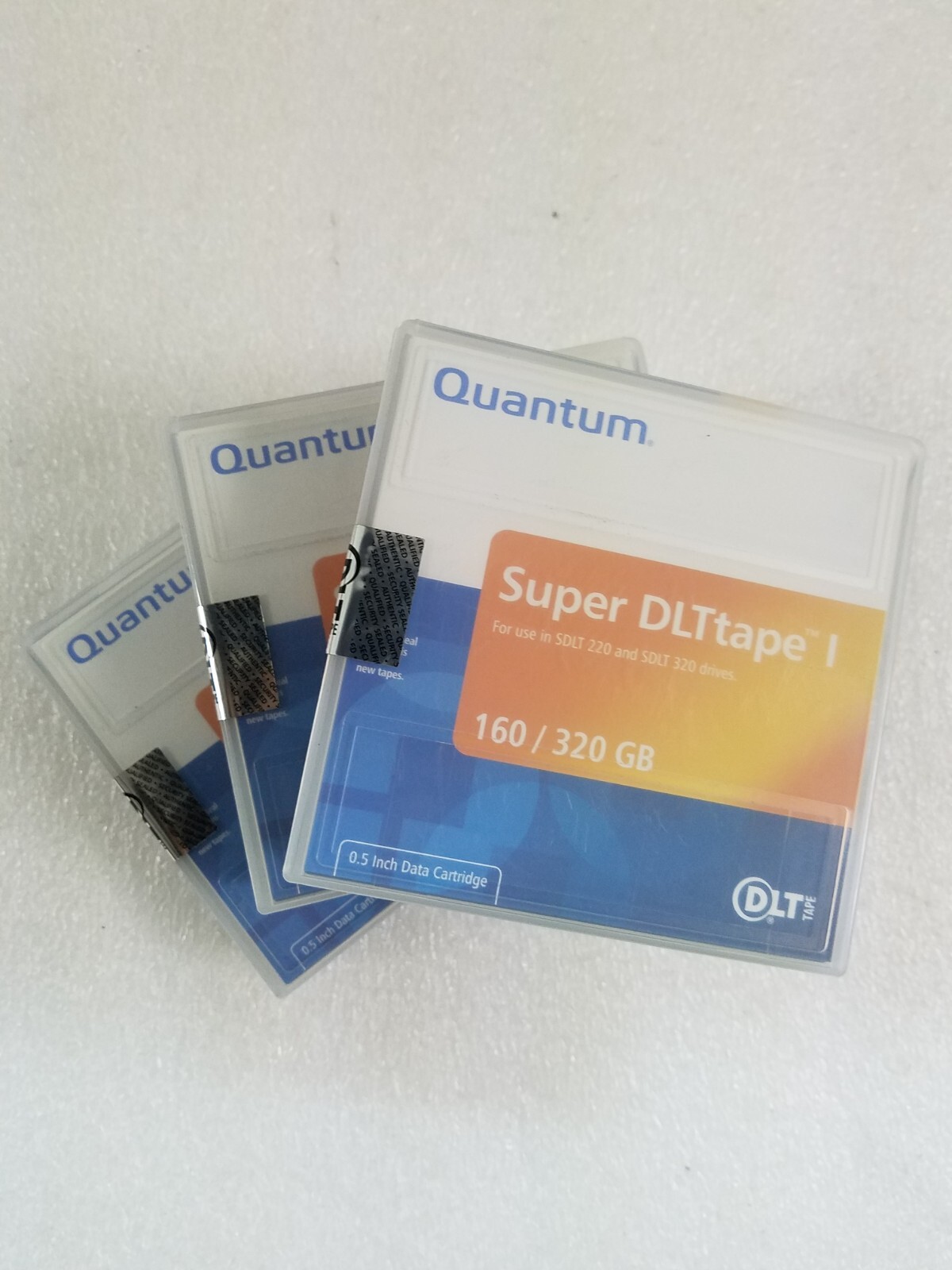 Lot of 3 Quantum Super DLTtape I 160/320GB MR-SAMCL-01
