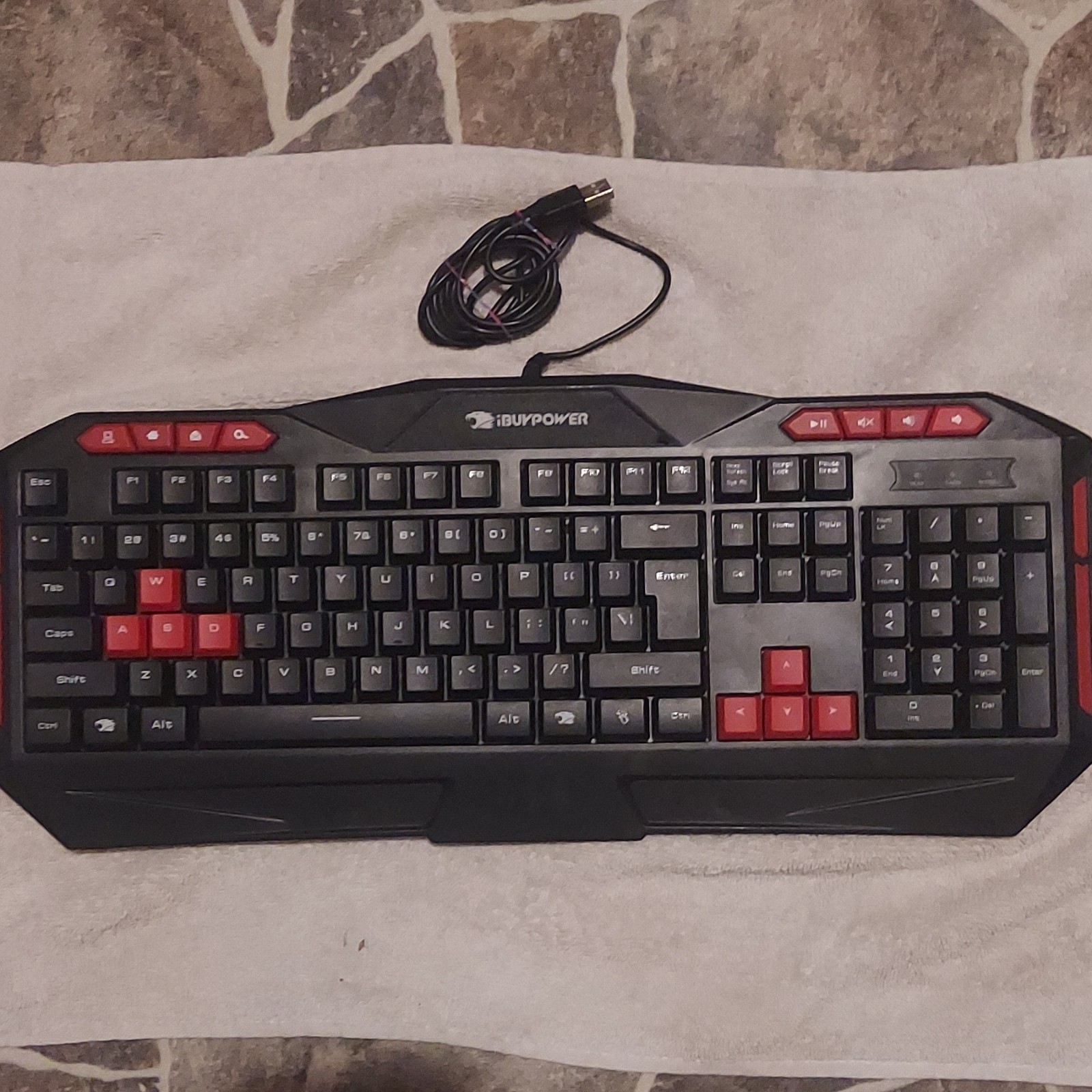 iBUYPOWER IBP-ARES E1 USB Wired Desktop Black Red Gaming Keyboard 