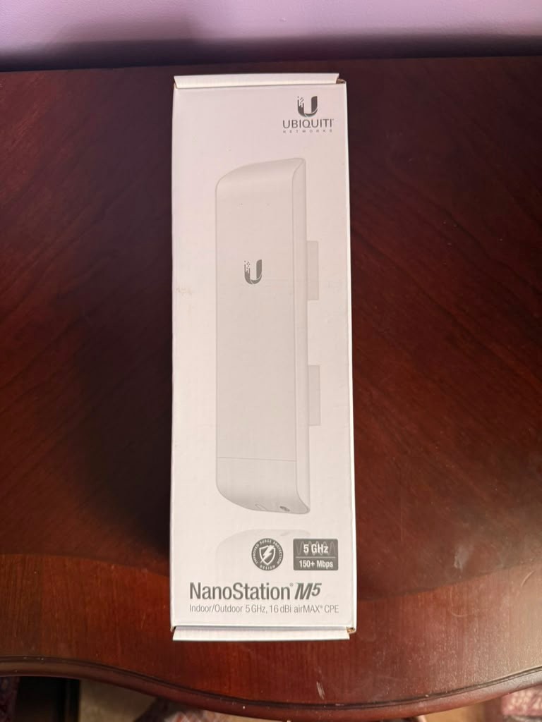 Ubiquiti Networks NanoStation M5 150Mbit/s Power over Ethernet (PoE) White NEW