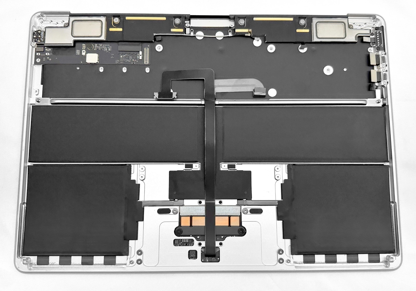 A3240 13" MacBook Air 2025 "A" Top Case Keyboard SILVER Trackpad Battery 1Yr War