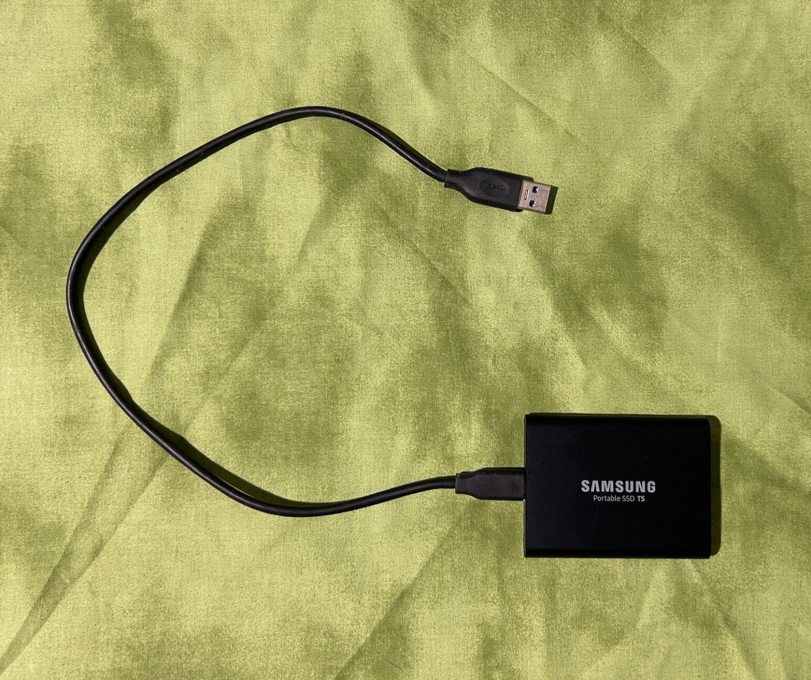Samsung T5 1TB USB-C / (MU-PA1T0B)  Portable SSD Hard Drive