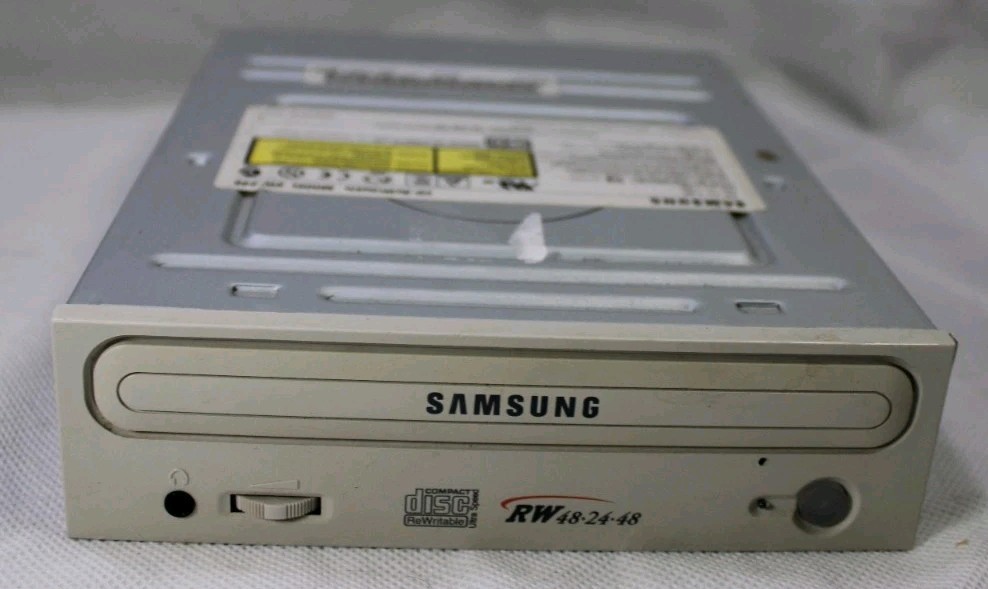 Samsung SW-248 Internal IDE CD-RW Drive 5187-2655 Beige Bezel 48x CD-ReWritable