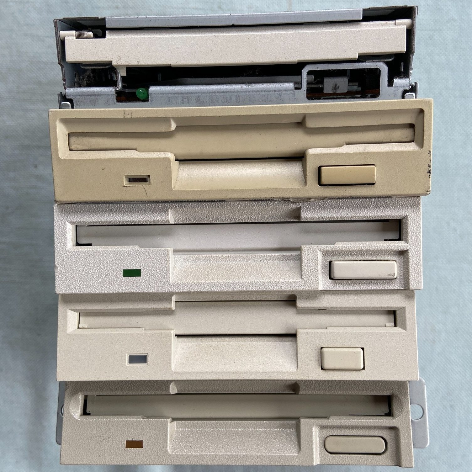 3.5” Floppy Drive Lot 5 NEC FD1231T Epson SMD-300 HP SMD-1340 Sony MP-F17W-09 Te