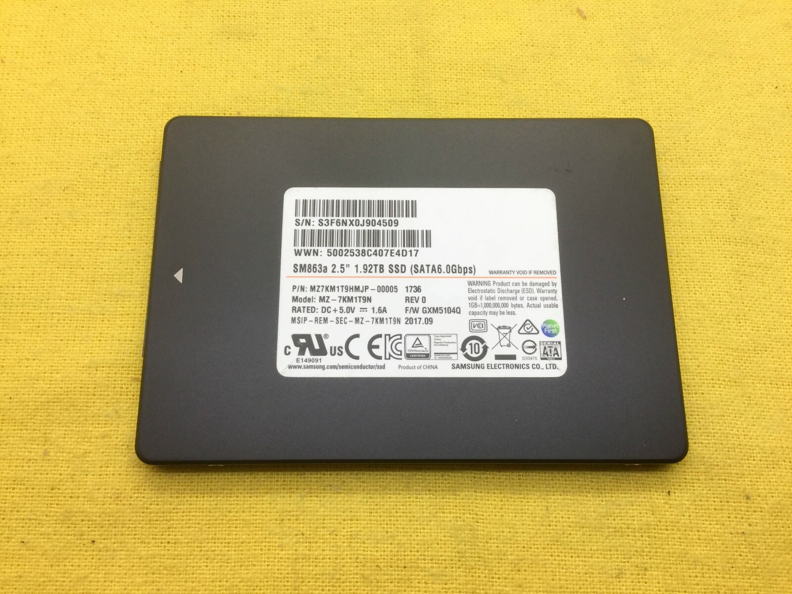 MZ-7KM1T9N Samsung SM863a 2.5'' 1.92TB 6Gbps SATA SSD MZ7KM1T9HMJP