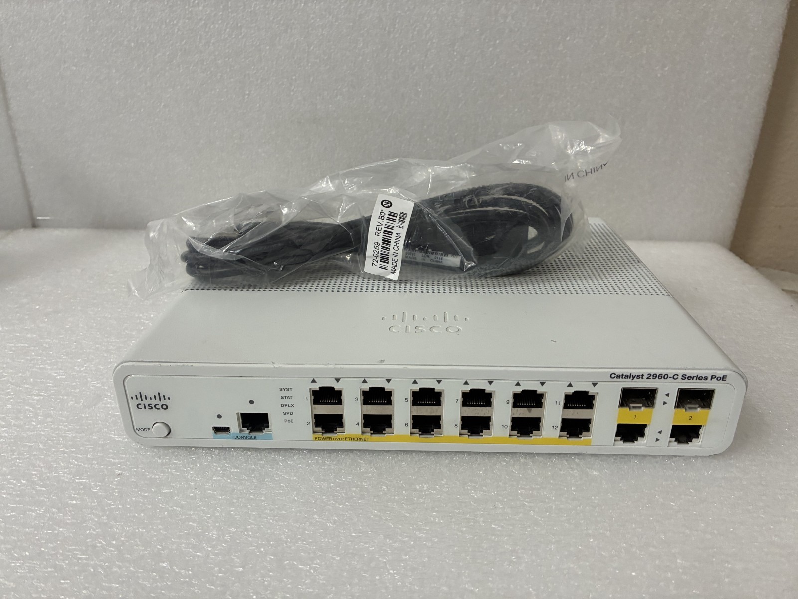Cisco WS-C2960C-12PC-L POE Switch 12 Port FE & 2 SFP GE Ports 