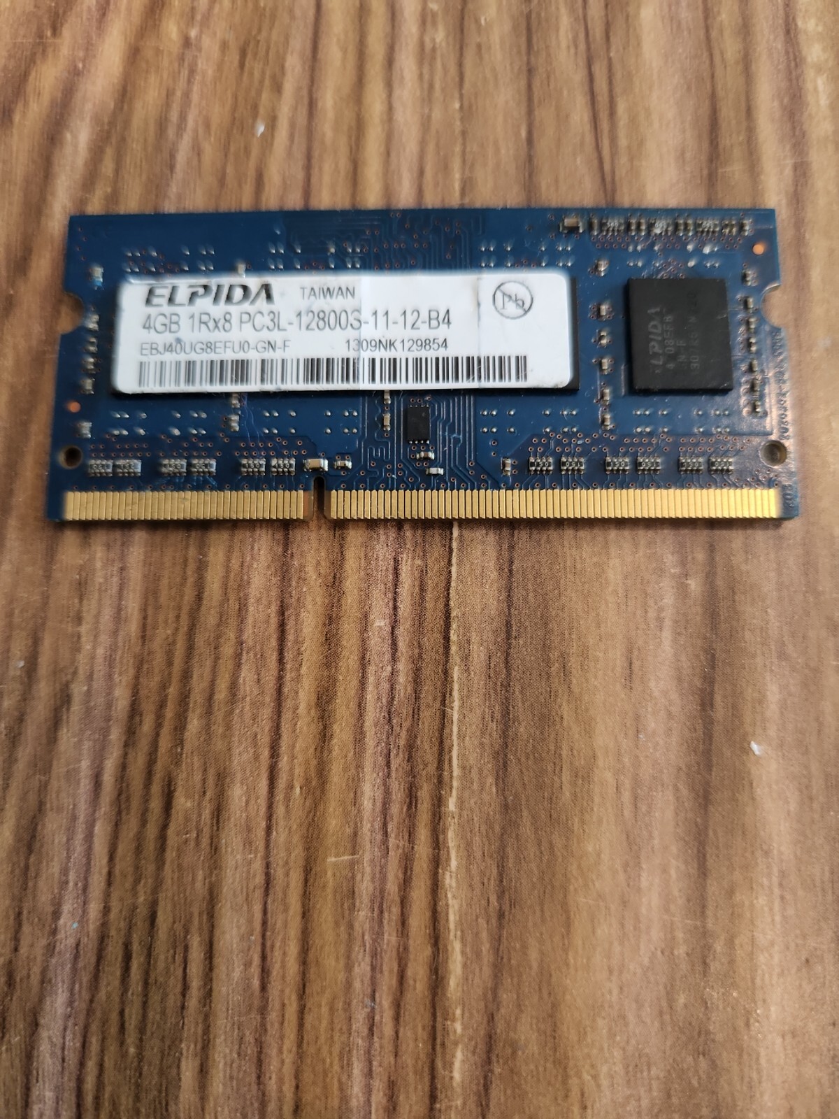 ✨ Elpida 4GB 1Rx8 PC3L-12800S Memory Module EBJ40UG8EFU5-GNL-F
