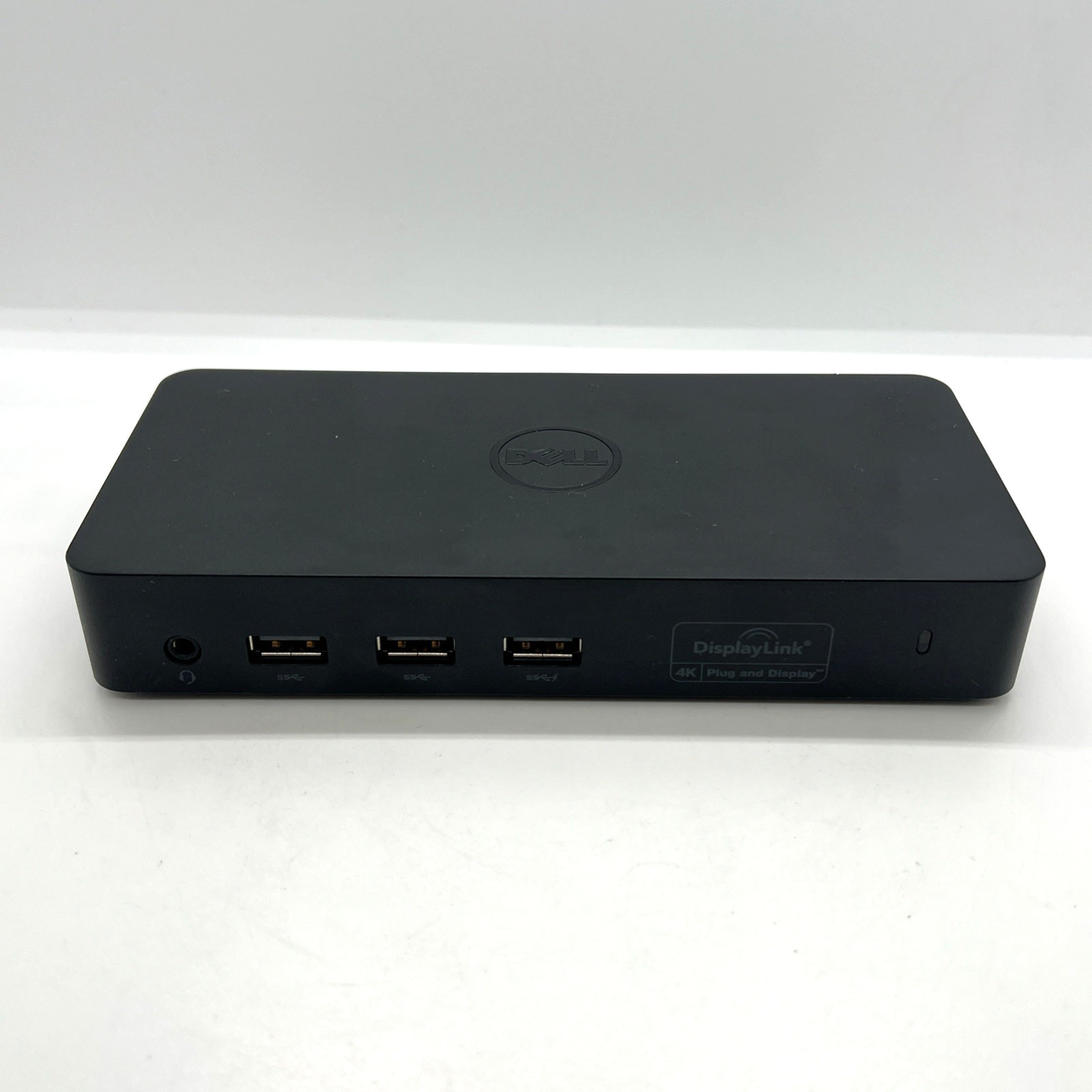 Dell D3100 USB 3.0 Docking Station Triple Monitor 4K HDMI DP w/ 65W Adapter