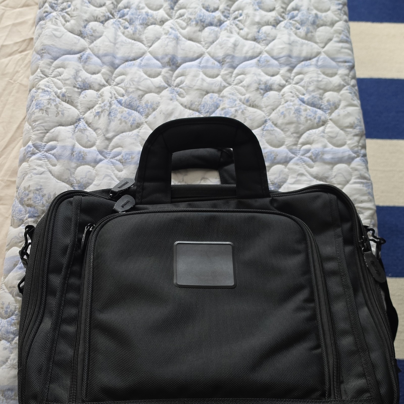 Black Nylon Rolling Laptop Trolley Case, Padded, Wheels, Retractable Handle