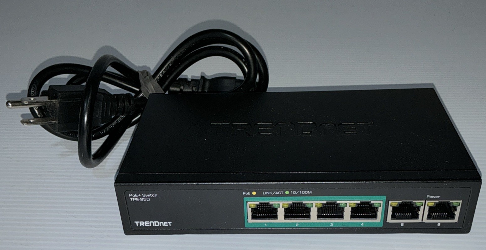 TRENDnet TPE-S50/A 6-Port Fast Ethernet PoE+Switch with power cord