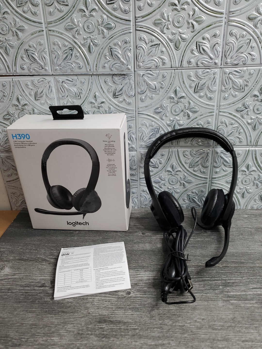 Logitech H390 ClearChat Comfort USB Headset 881-000465 DZL-A-00146 Noise Cancel