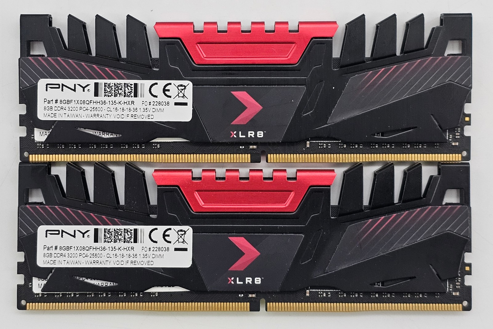 PNY XLR8 16GB (2x8GB) DDR4 RAM 3200MHz (8GBF1X08QFHH36-135-K-HXR)