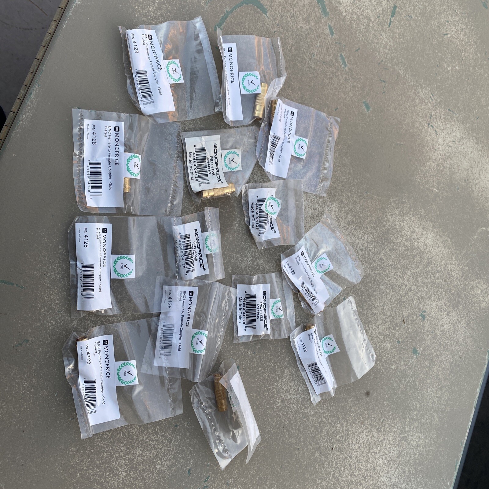 MONOPRICE 4128 Cable Coupler,BNC,Gold plated. Lot Of 14.