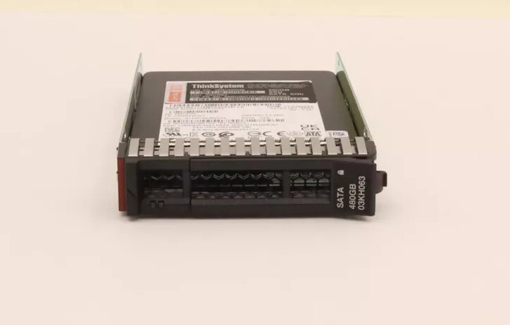 Lenovo ThinkSystem 480GB 03KH063 4XB7A82259 2.5" SATA 6Gb Read Intensive HS SSD