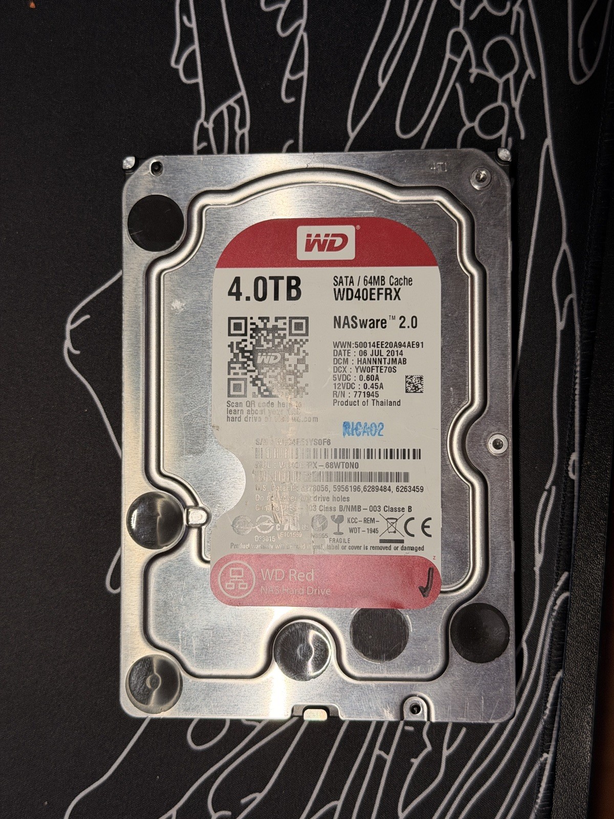 WD Red WD40EFRX-68WT0N0 4TB 5400 RPM 3.5 in SATA Hard Drive - CHD73A