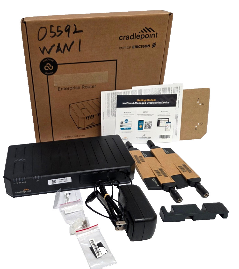 Ericsson Cradlepoint E300-5G BF03-03005GB-GN WLAN Router Switch 5G + Wifi US/CA
