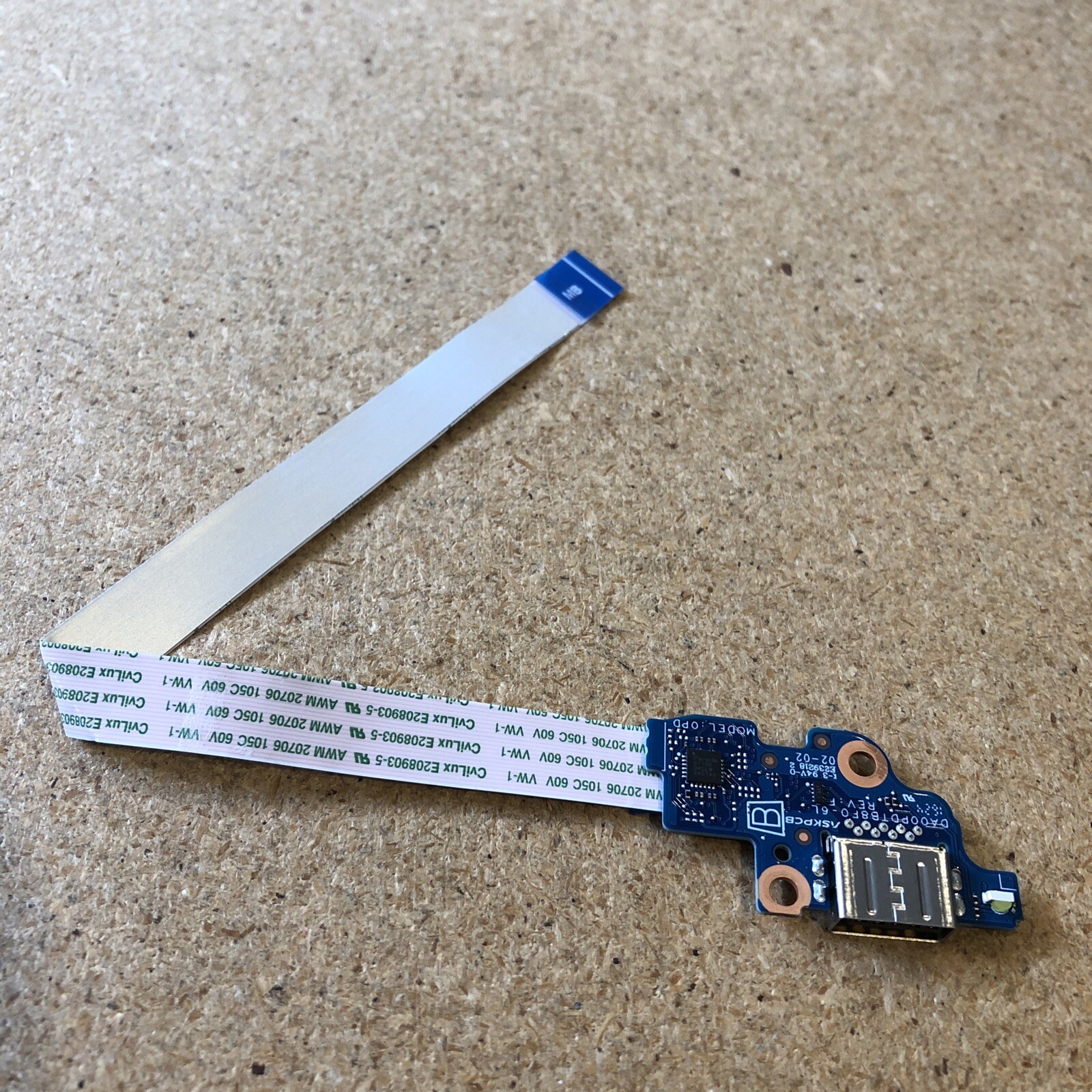 HP 15-FC 15-FD 15T-FD 15Z-FC 250G10 255G10 USB Board + Cable N36076-001  Genuine