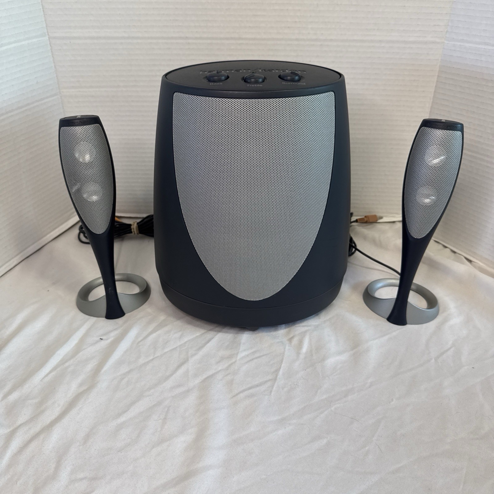 Harman Kardon HK695-01 Compute Speaker System 2.1 Powered Subwoofer 020CKU