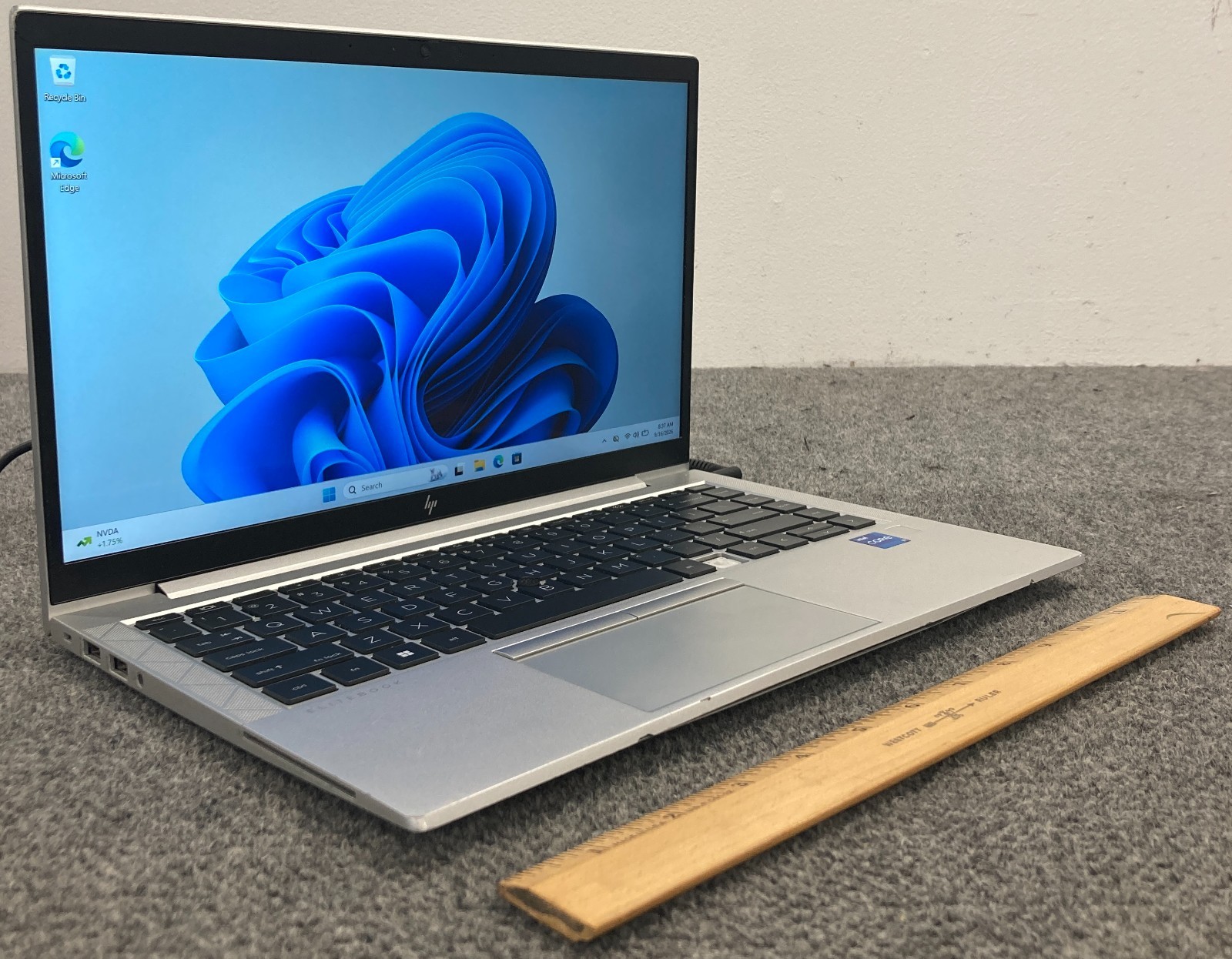 HP EliteBook 840 Aero G8 14" Touchscreen Laptop i7-1165G7 8GB 256GB NVMe As Is