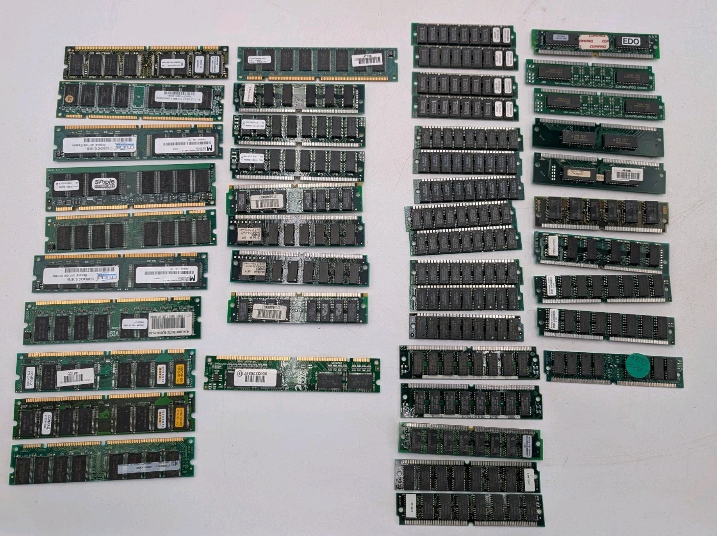 Lot of 46 Mixed Brand Crucial, Golderman, Compaq, etc | Ram **See Description**