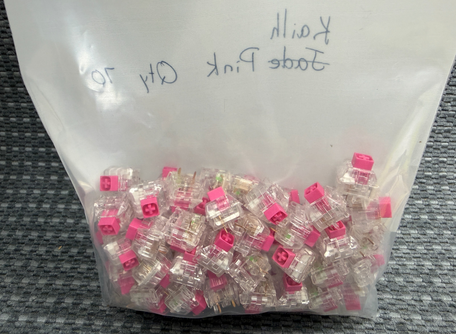 KAILH PINK BOX SWITCHES 70 pieces,  Clear housings, GENUINE,  NEW.