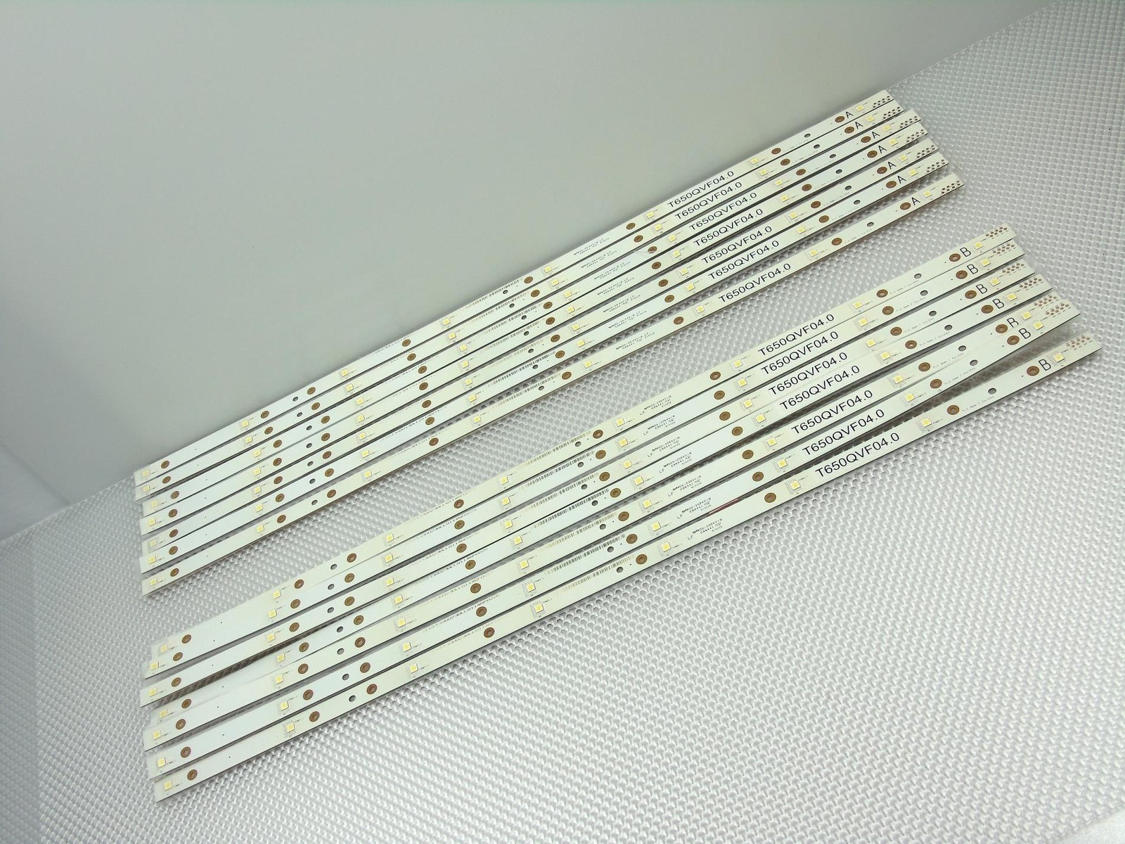VIZIO P652UI-B2 65" TV LED Strips T650QQVF04.0 (14, not 16 ) - (Genuine)