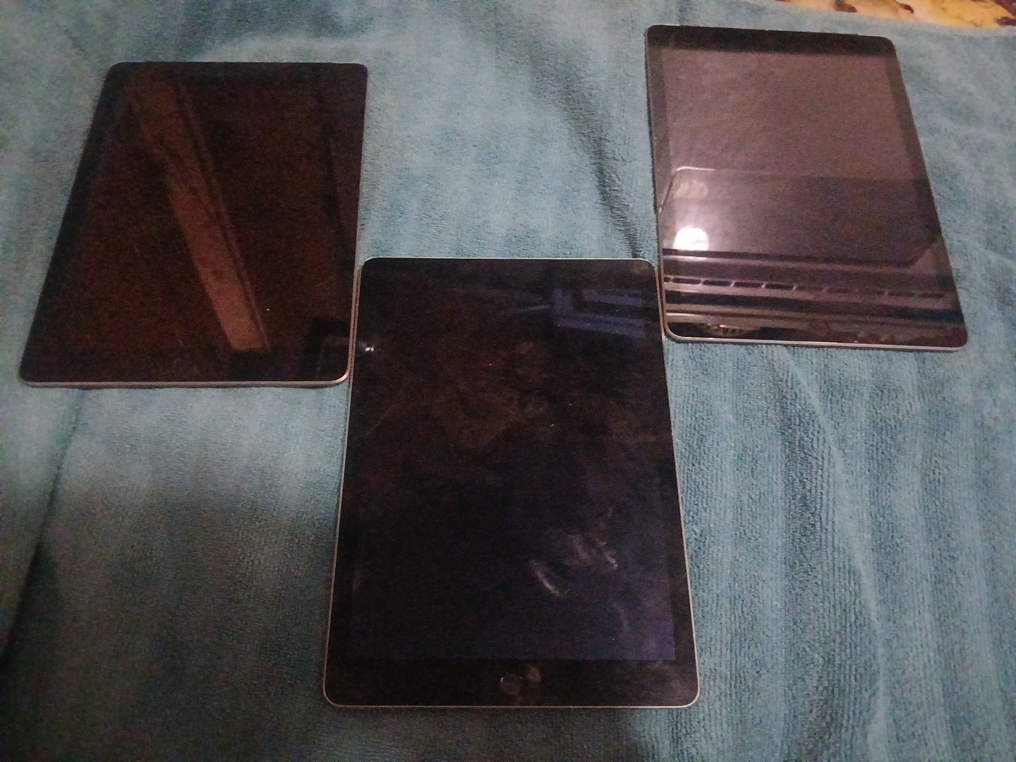 3 Parts Or Repair Ipads All Locked Screens For Parts Only