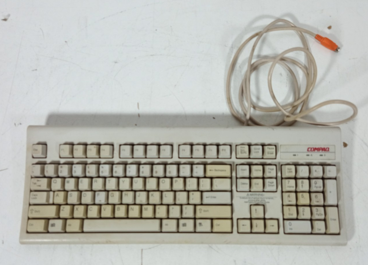 Vintage Compaq Computer Keyboard PS/2 Wired KB-3923 294318 - Tested & Working