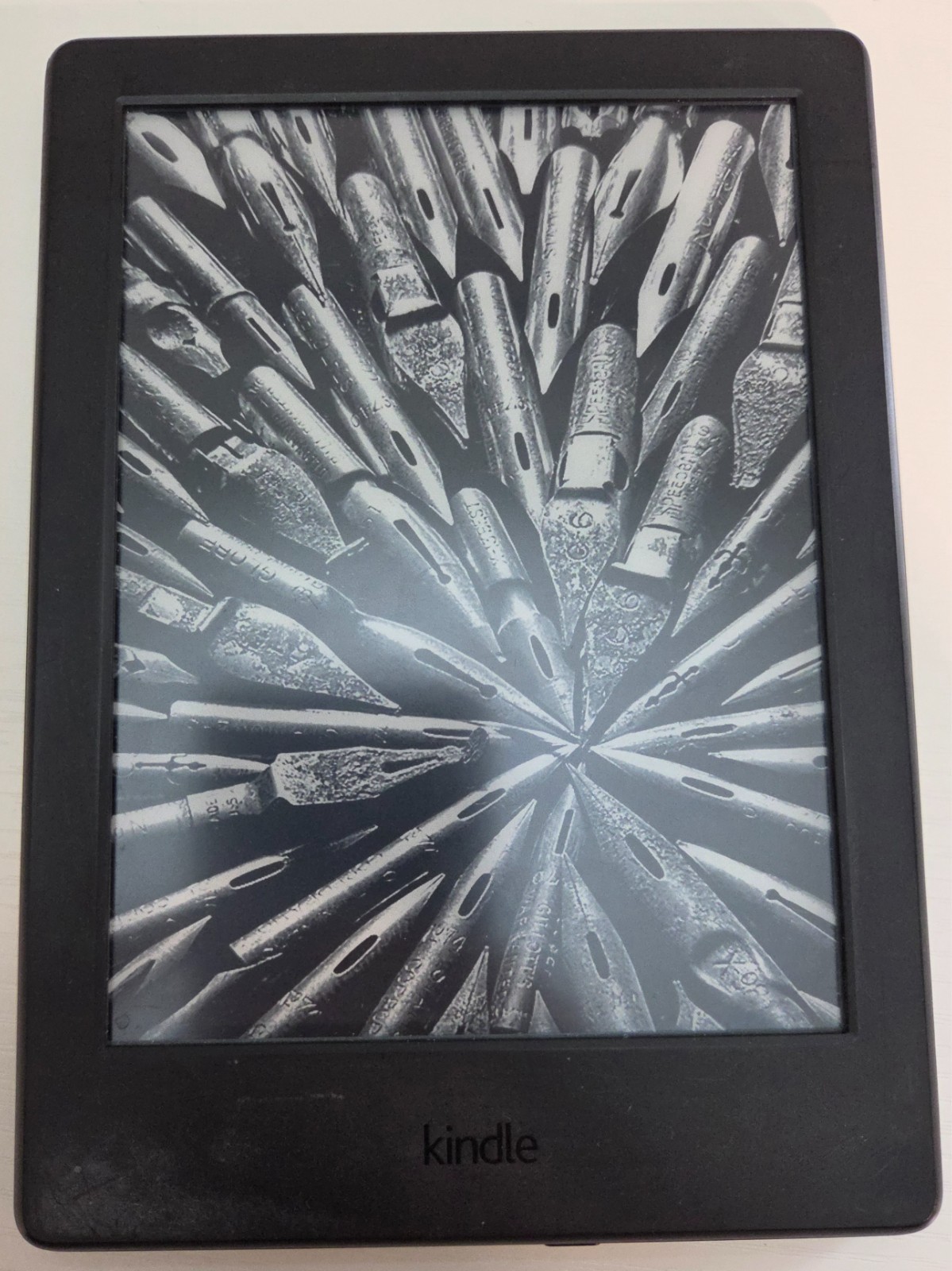 Amazon Kindle 8th Generation, 6in, Black - Very Good Condition