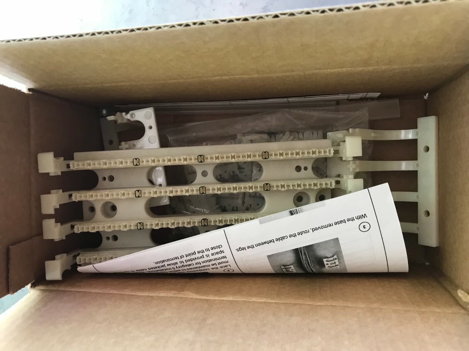 6110FTK64WL HUBBELL PREMISE WIRING Wiring Block 6-110/64-Pair with Legs