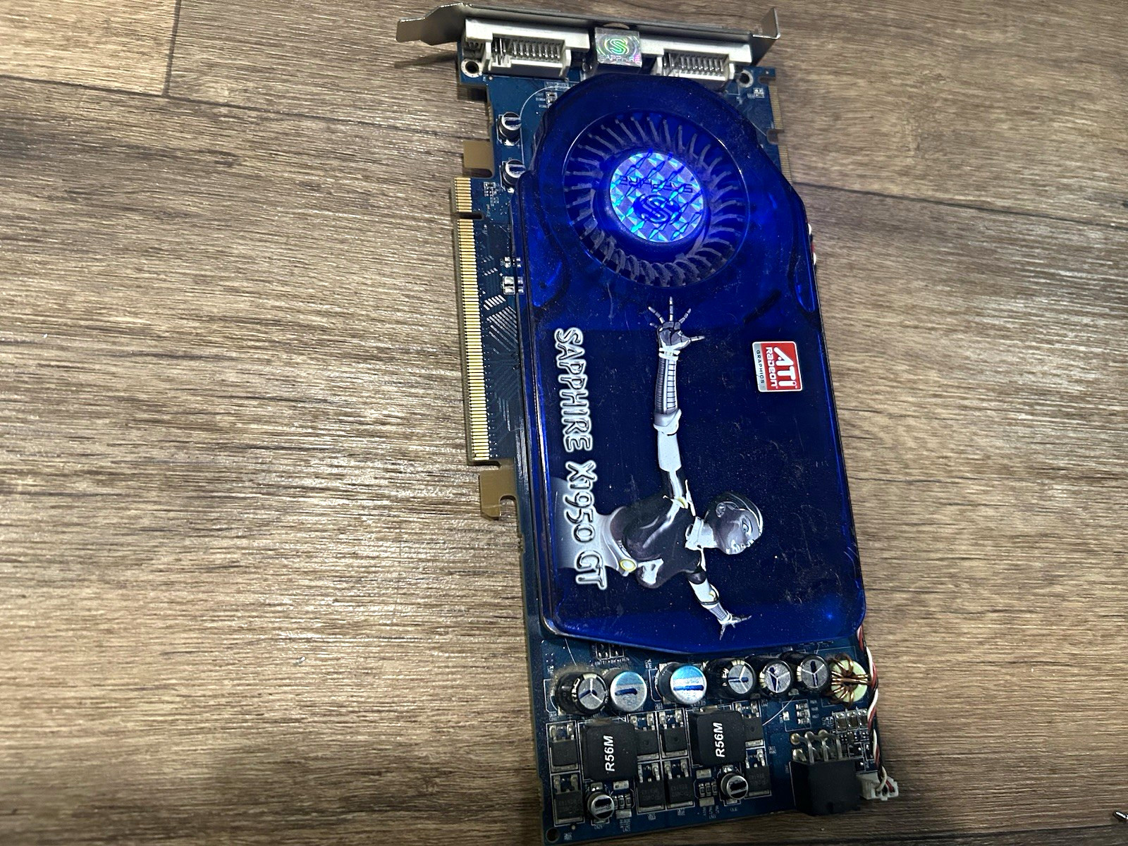 Sapphire ATI Radeon X1950 GT 256MB GDDR3 PCI Express x16 DVI S-Video