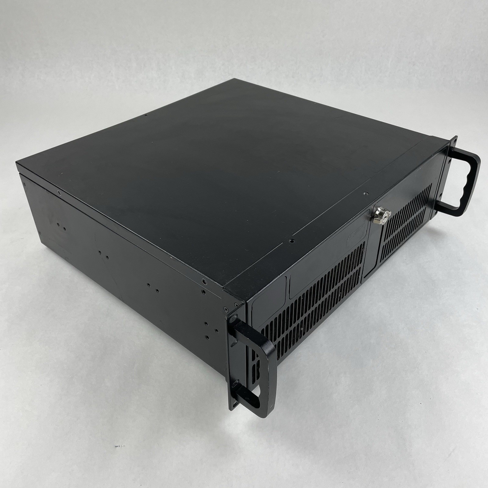 Unbranded 2U Server Chassis Barebones 19" x 18" x 5.5"