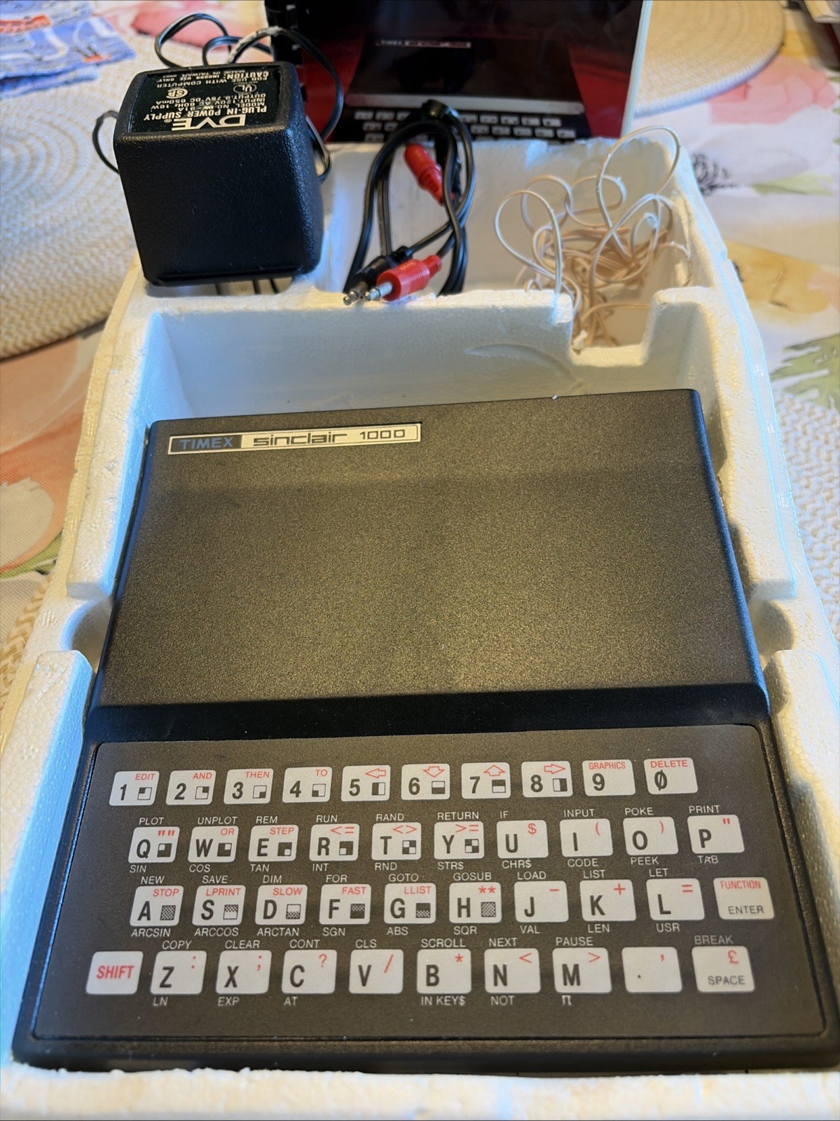 Timex Sinclair 1000 Vintage Home Computer Untested.  C1B