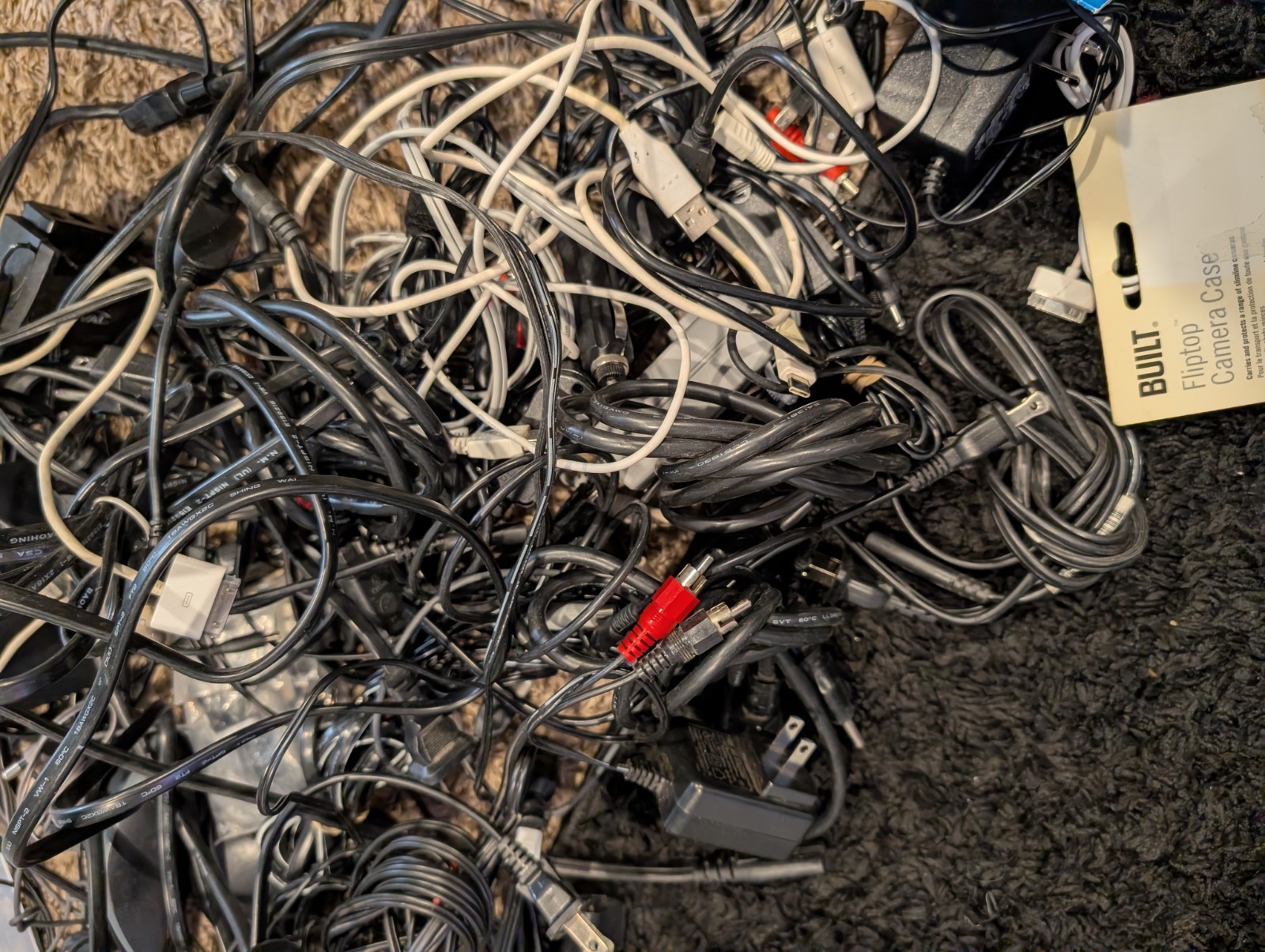 Numerous  Random  2 Prong, 3 Prong Power Cord, Dvd Cords, Video, USB,  See Pics