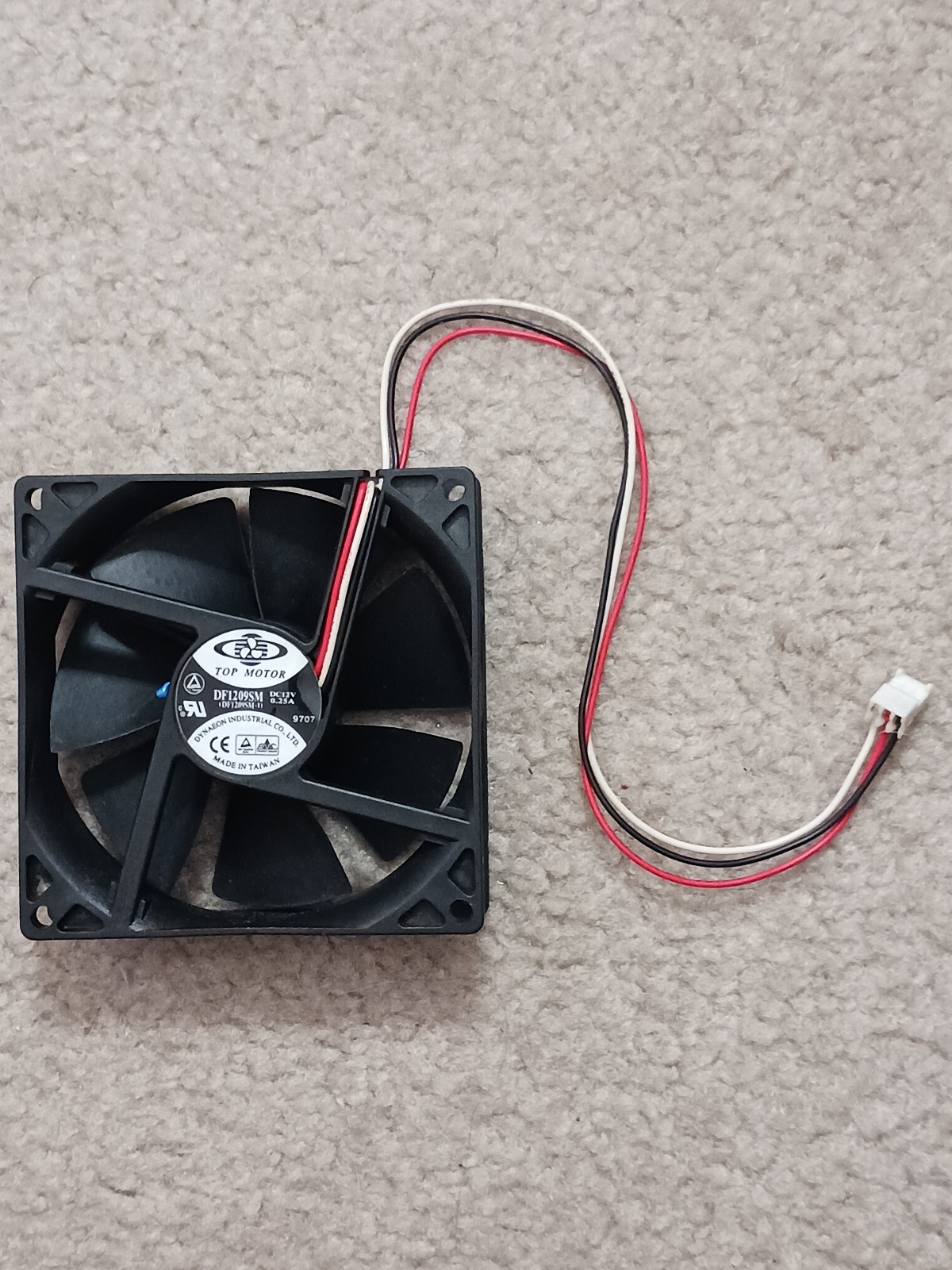 TOP MOTOR DF1209SM 92mm Desktop PC Case Fan w/3-pin Connector