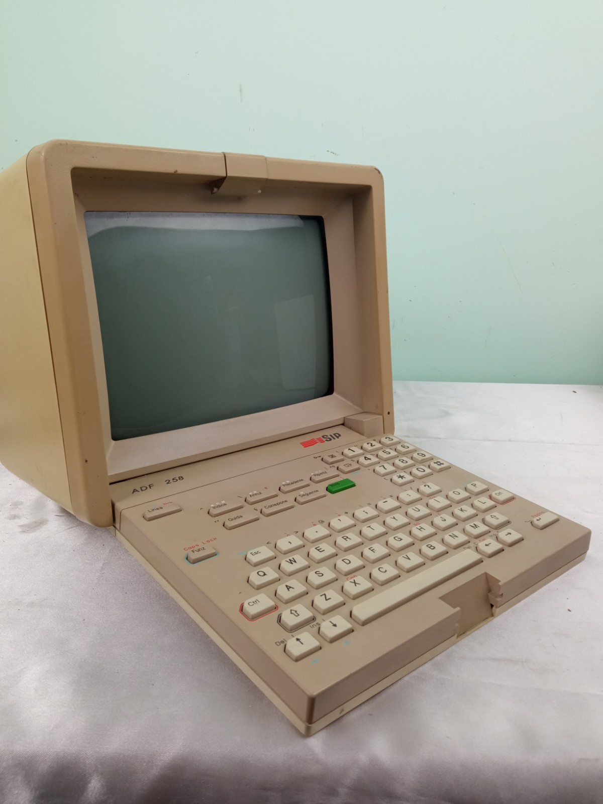 Alcatel ADF 258 Video Telephone Terminal SIP Tested 1990 Vintage Retrocomputing