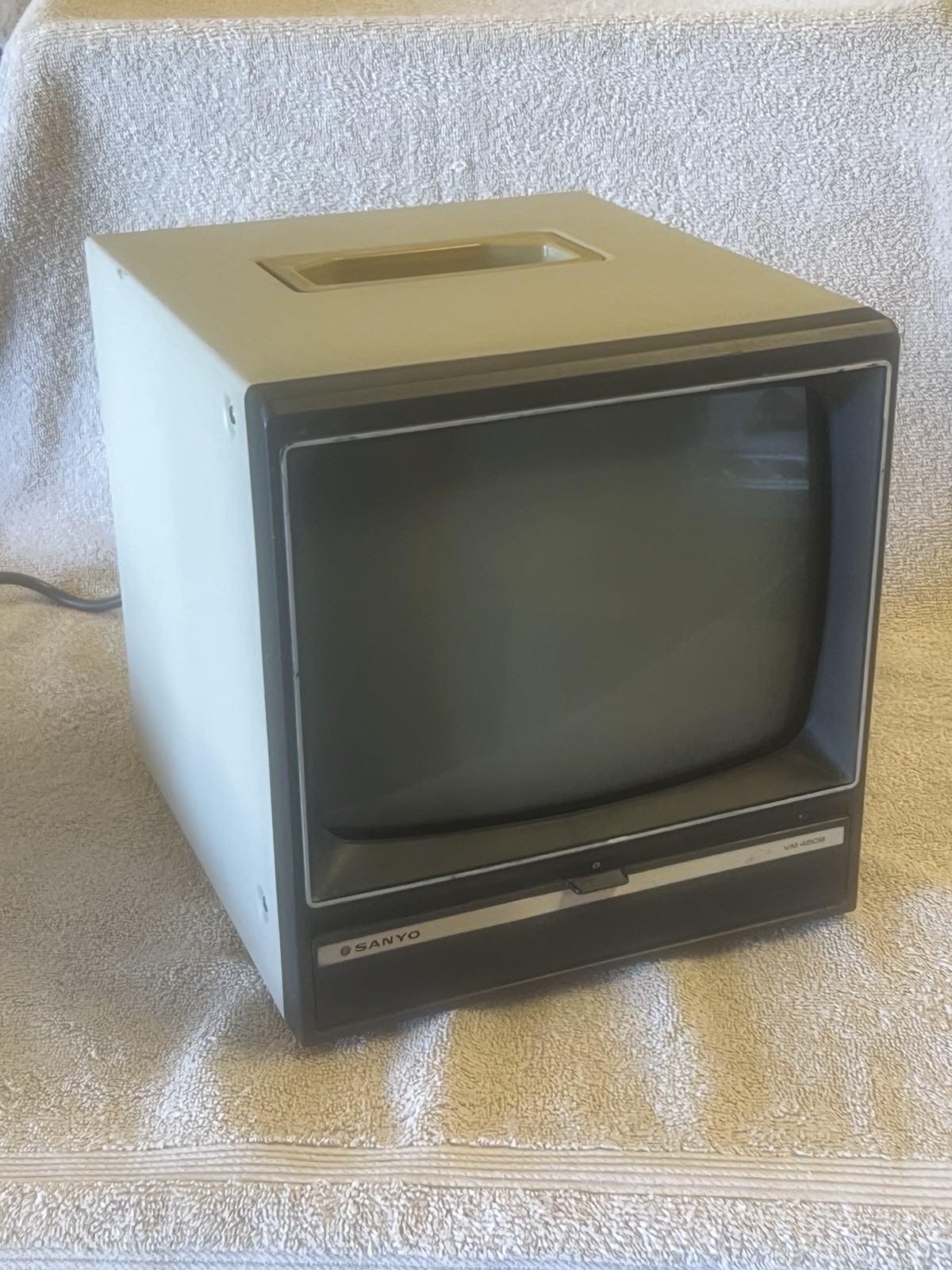 Vintage Sanyo VM4509 Monitor