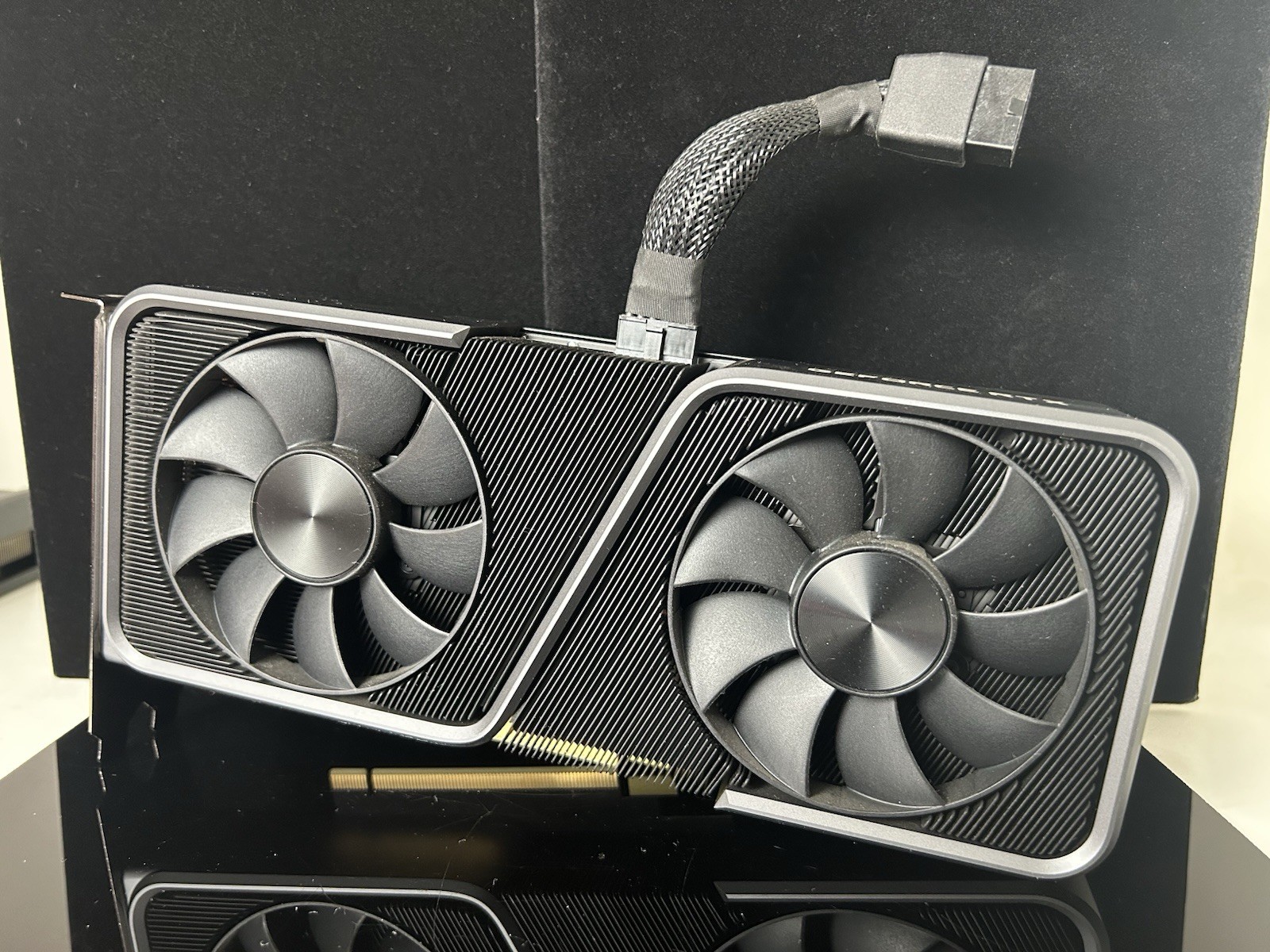NVIDIA GeForce RTX 3070 Founders Edition 8GB GDDR6 DirectX HDMI DP