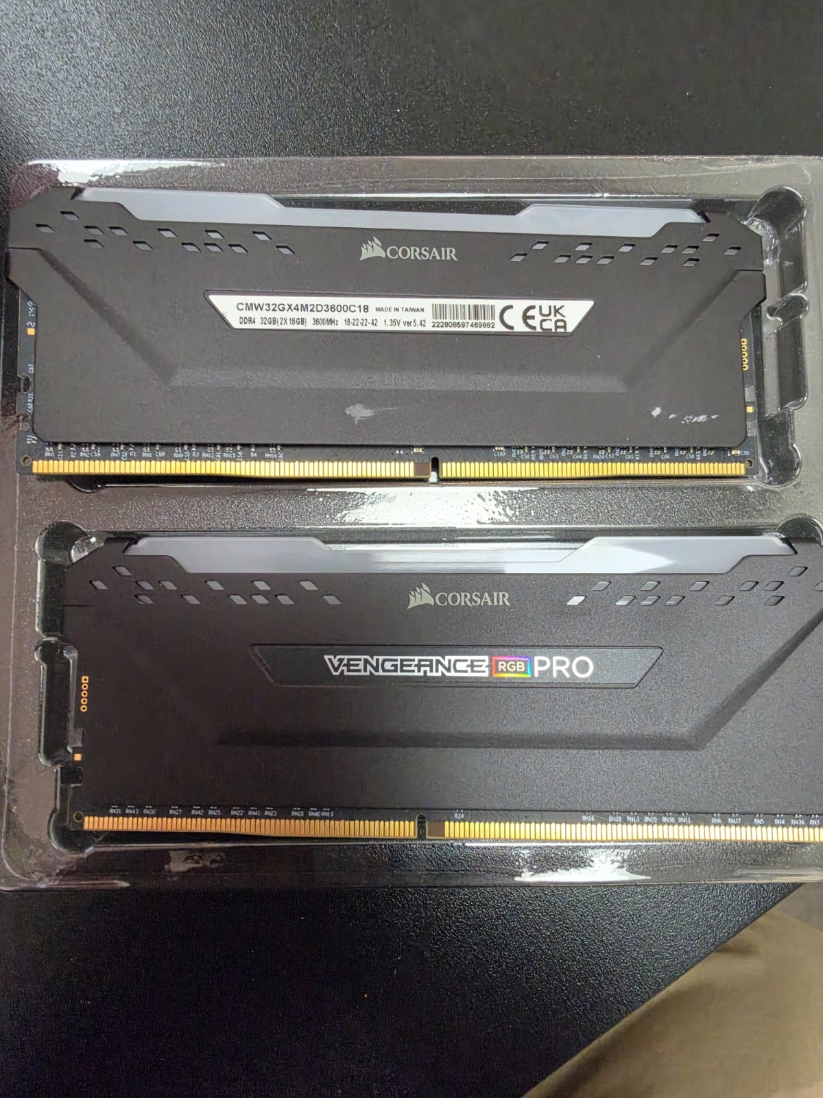 Corsair Vengeance RGB Pro 32GB (2 x 16GB) DDR4 DRAM 3600MHz C18 Memory Kit -...