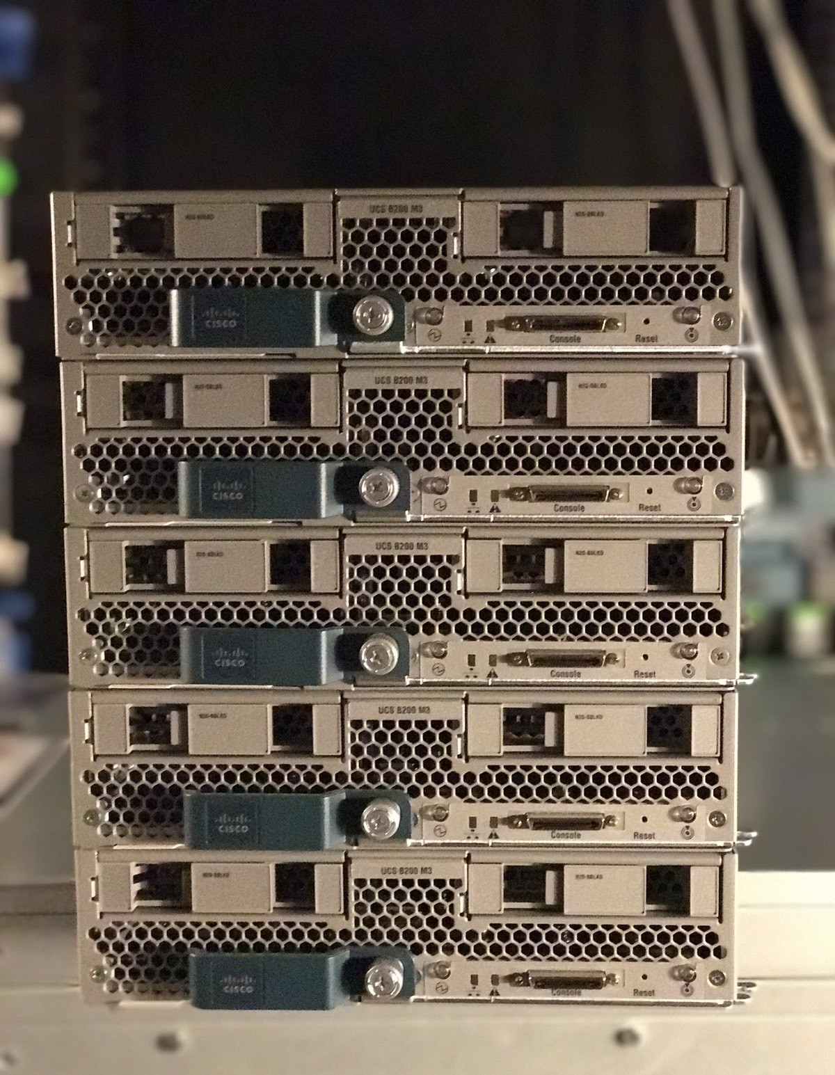 Lot of 8x Cisco B200 M3 Two E5-2670V2 8x 384GB Ram Blade Servers VIC1240 14900R