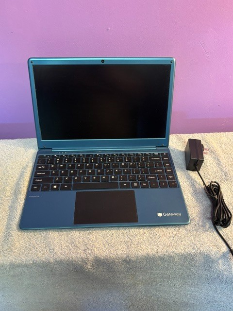 Gateway GWTN141-1BL 14" Intel Celeron N3350 1.1GHz 4GB RAM 64GB SSD W11H