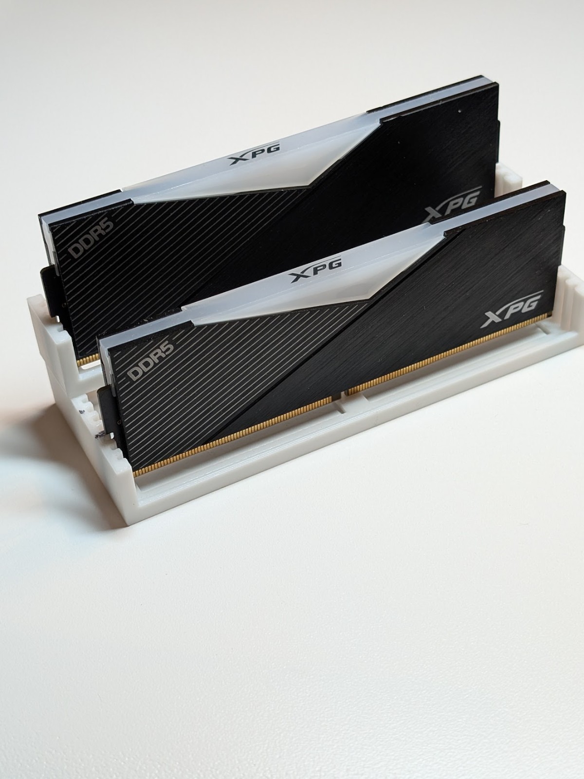 ADATA XPG LANCER RGB 32GB 2x16GB DDR5 6000 CL40 XMP 3.0 Desktop RAM Black