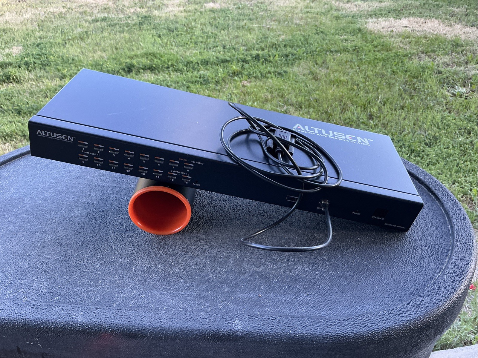 Aten KH1516Ai 1-Local/Remote Share Access 16-Port Cat 5 KVM over IP Switch