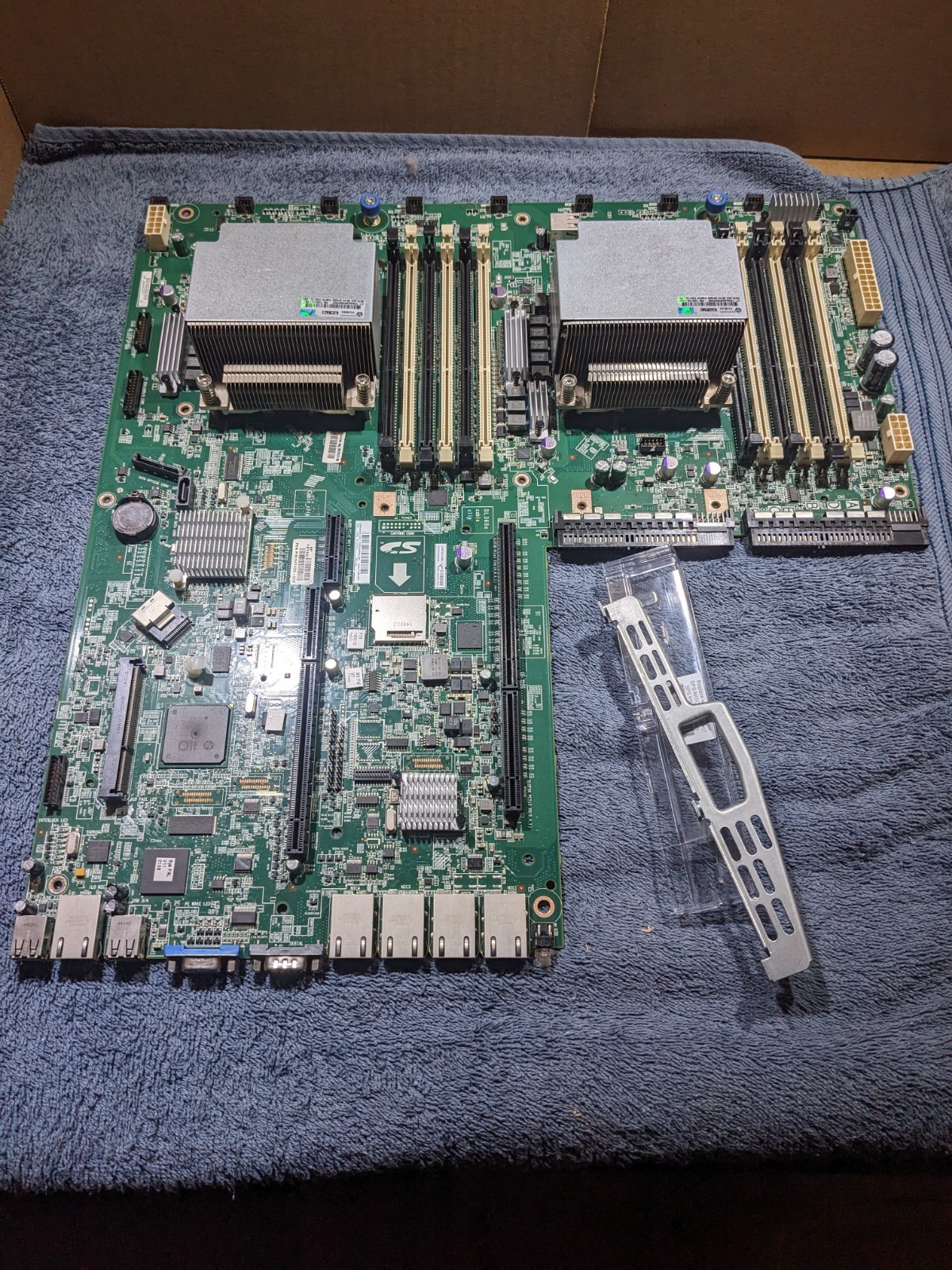 HP 647400-002 DL380e Gen8 Enhanced System Board