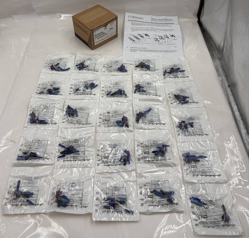 LOT OF 25 CORNING 95-200-99LC OS2 SM PRETIUM UNICAM FIBER OPTIC CABLE CONNECTORS