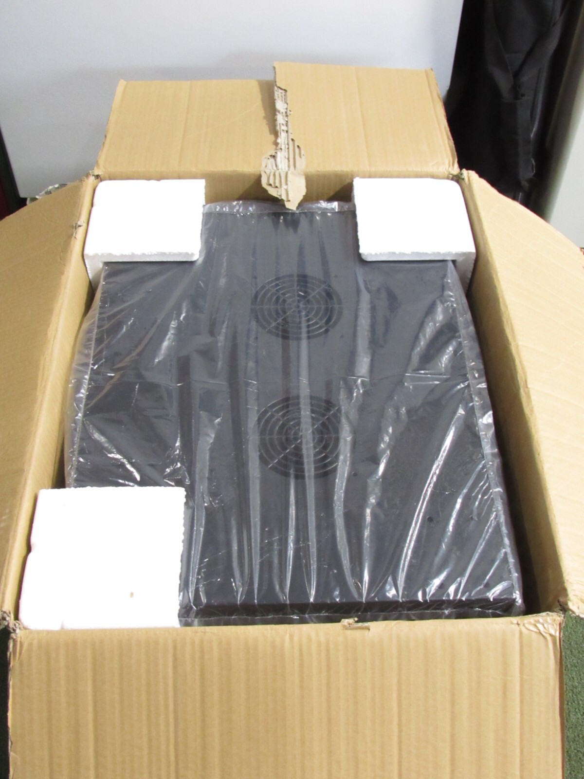 Tripp-Lite SRW-6UG SmartRack 6U Wall Mount Mini Rack Enclosure [CTSA]