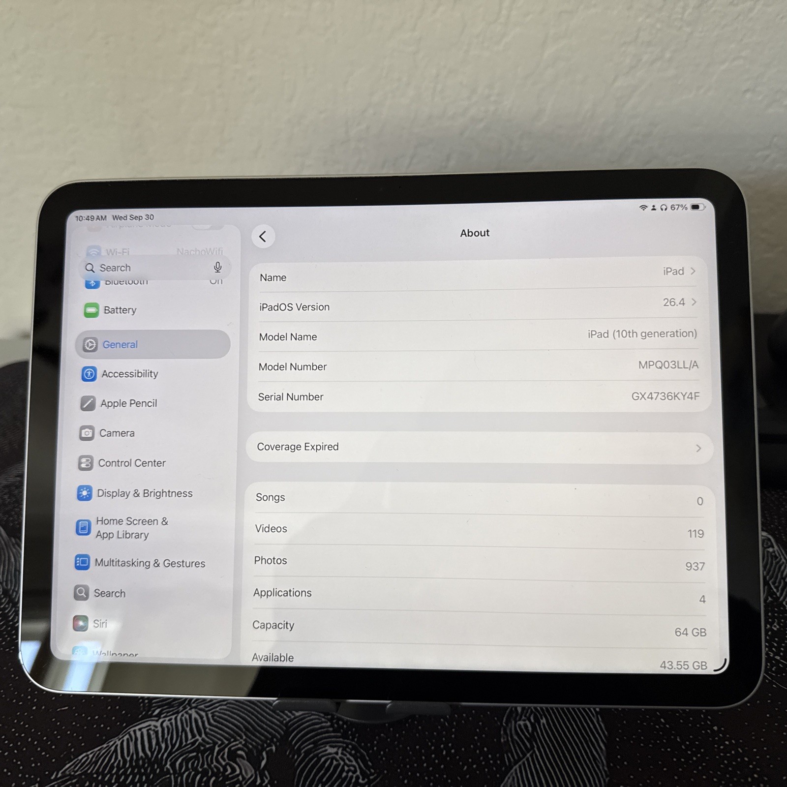 Apple iPad 10.9-inch 2022 10th Gen, Wi-Fi, 64GB