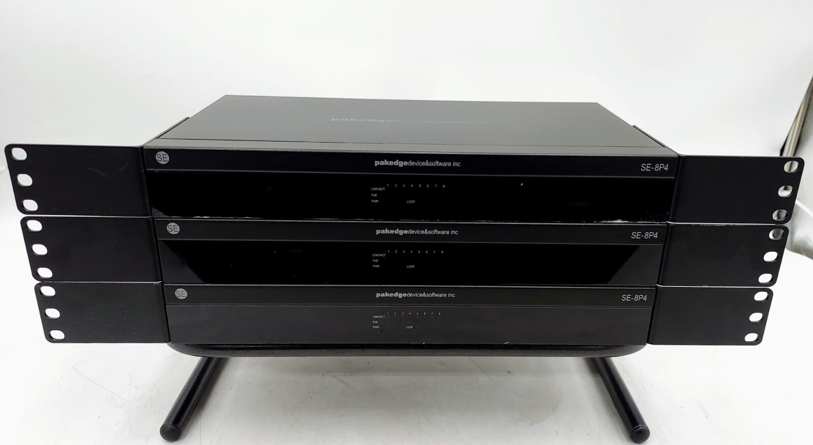 LOT OF 3 Pakedge SE-8P4 8-Port Gigabit Unmanaged PoE Switch