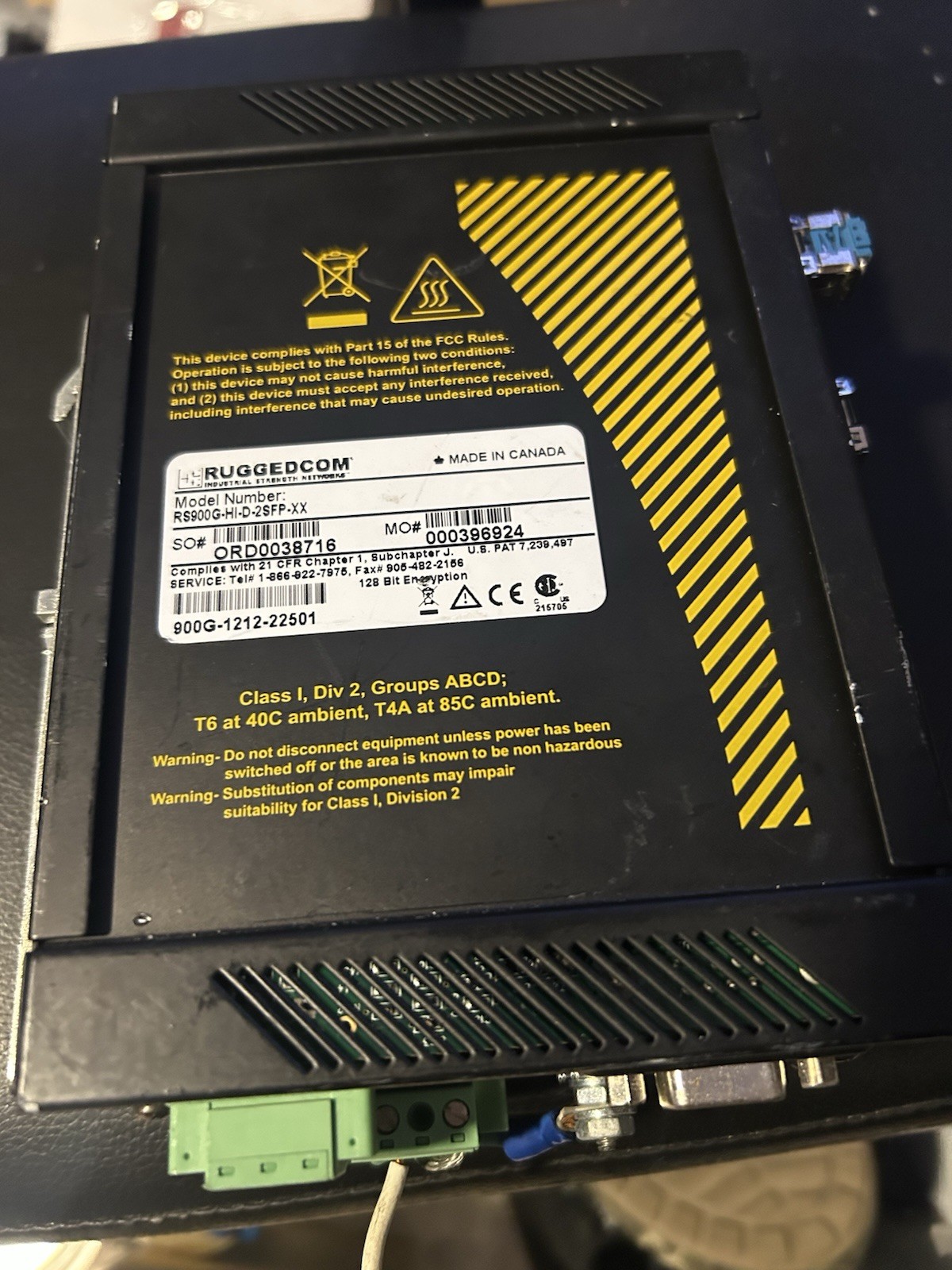 SIEMENS RUGGEDCOM RS900G-HI-D-2SFP industrial network switch quantity