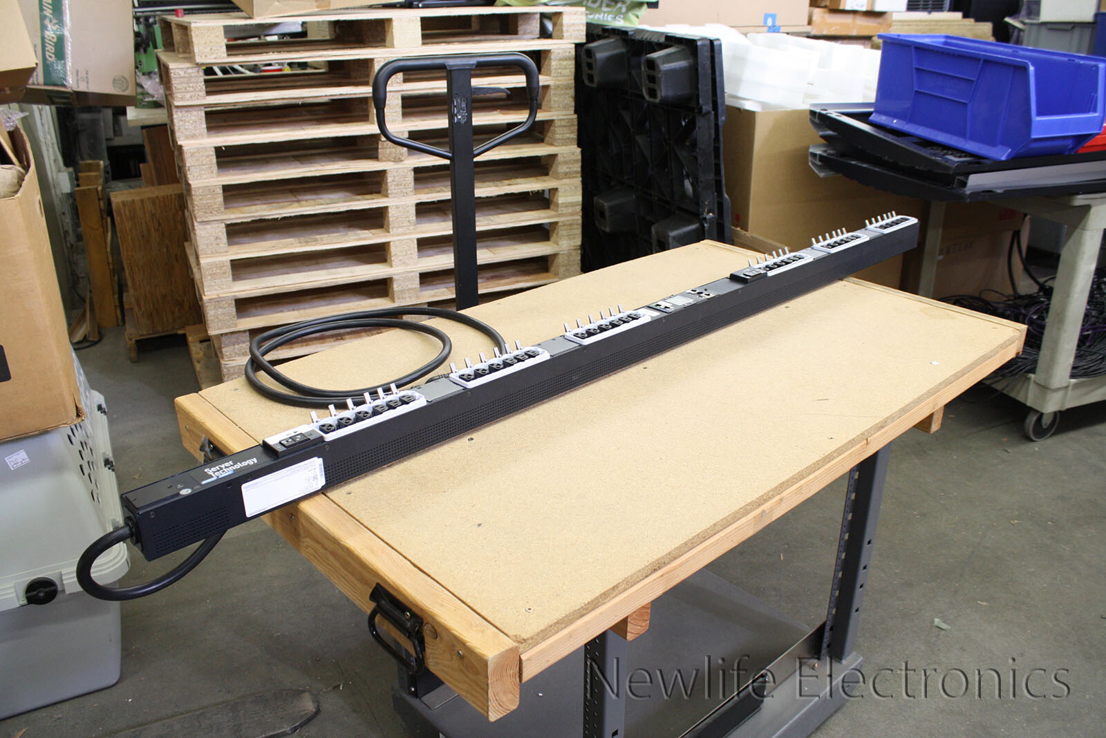 Server Technology Switched Rack PDU C3WG36RL-2CJE2MT4