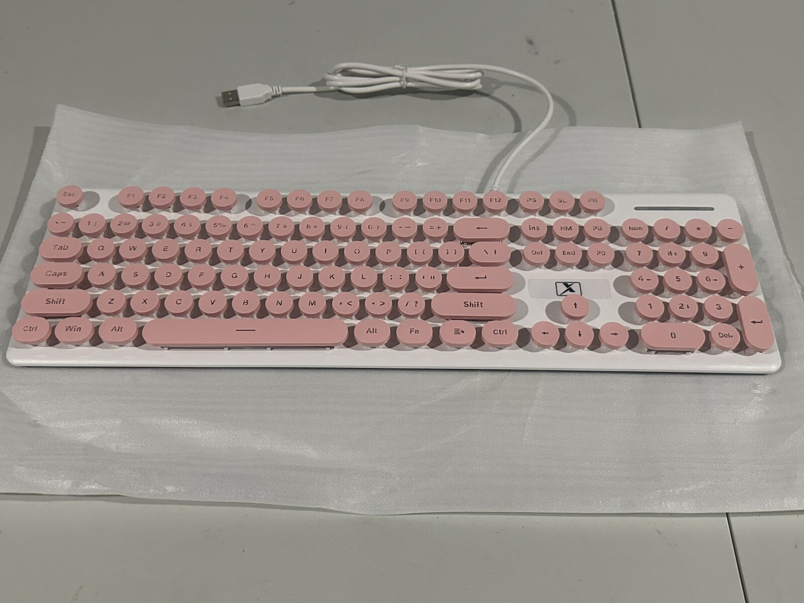 Surmen V300 Pink White Lighting Punk Retro Version Wired Gaming Keyboard